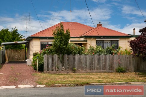 5 Edwards Street, SEBASTOPOL VIC 3356
