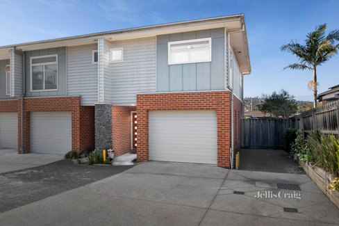 5 Eliza Mews Lilydale 3140