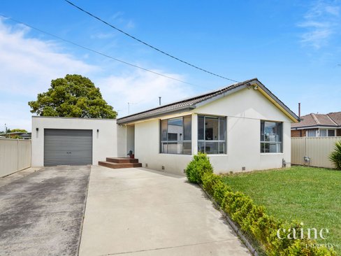 5 Eustace Street Wendouree 3355