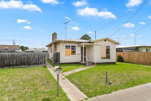 5 Falcon Street Norlane 3214