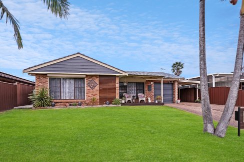 5 Featherwood Place, ALBION PARK RAIL NSW 2527