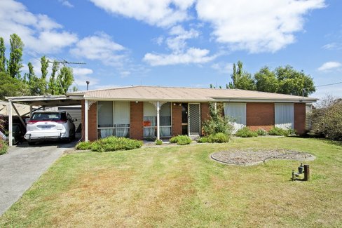 5 Galaxy Court Whittington 3219