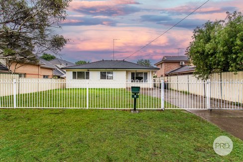 5 George Street, KINGSWOOD NSW 2747