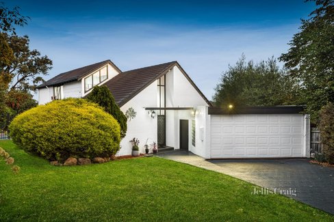 5 Geraldine Close Wheelers Hill 3150
