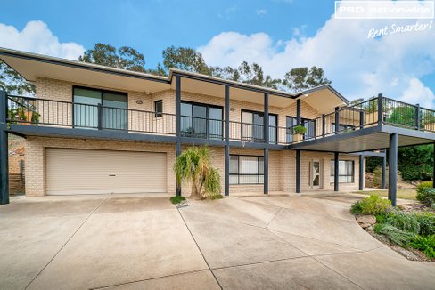 5 Gibbes Close, KOORINGAL NSW 2650