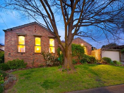 5 Gracefield Drive Box Hill North 3129
