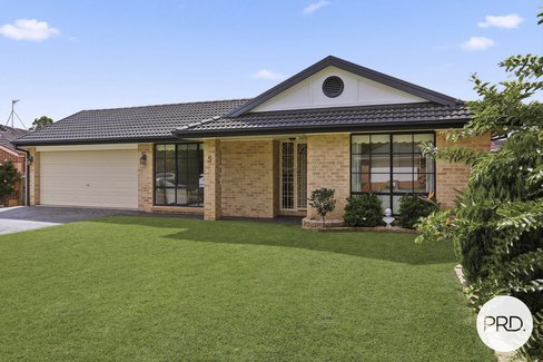 5 Greywood Place, HORSLEY NSW 2530