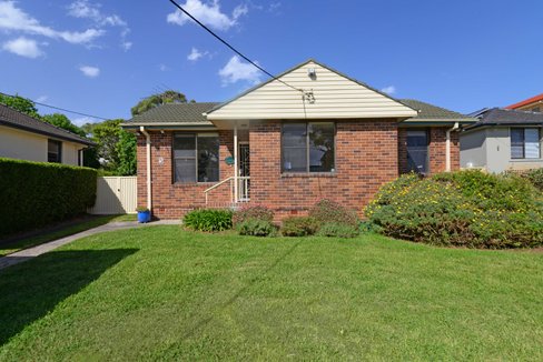 5 Hastings Avenue, CHIFLEY NSW 2036