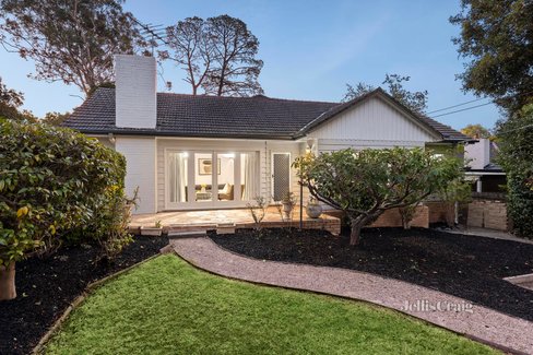 5 Heathwood Street Ringwood East 3135