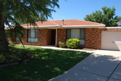 5 Heron Place, ESTELLA NSW 2650