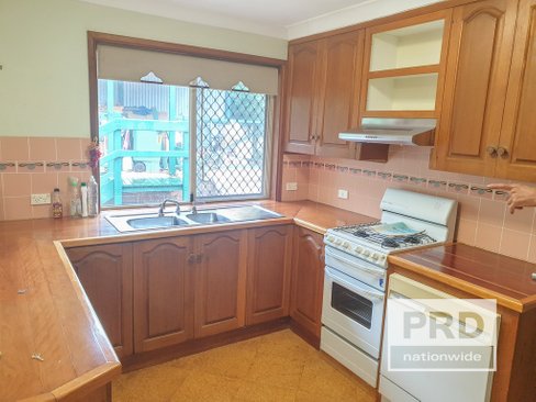 5 Homestead Avenue, GOONELLABAH NSW 2480