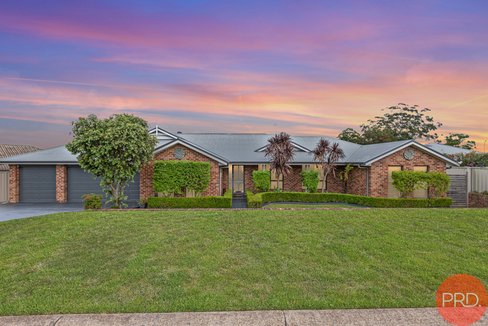 5 Jory Crescent, RAWORTH NSW 2321