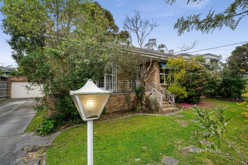 5 June Avenue Balwyn North 3104