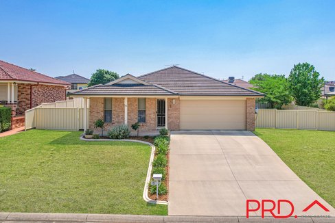 5 Kalinda Place, TAMWORTH NSW 2340