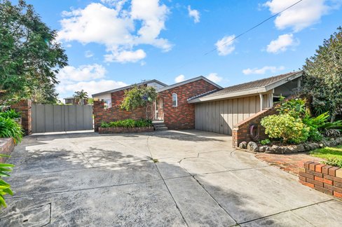 5 Karee Court Greensborough 3088