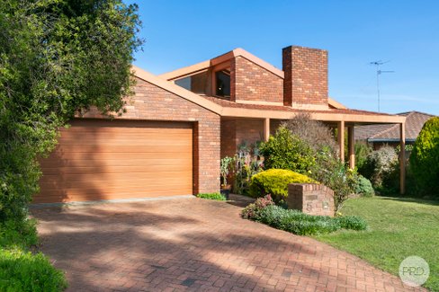 5 Lake View Court, BALLARAT NORTH VIC 3350