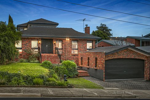 5 Lockheed Street Strathmore Heights 3041