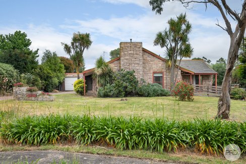 5 Madden Close, CARDIGAN VILLAGE VIC 3352