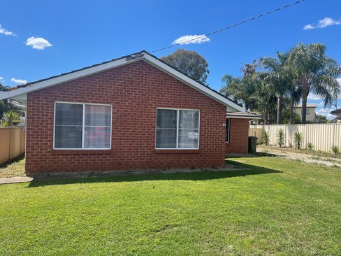 5 Marshall Place, TAMWORTH NSW 2340