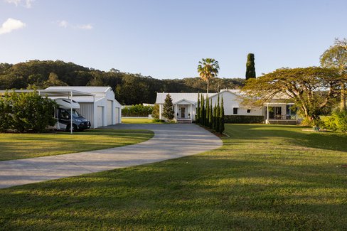 5 Maybree Close, Tallebudgera QLD 4228