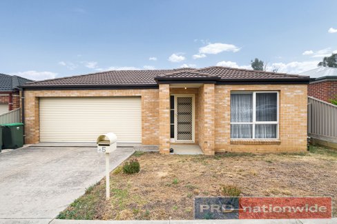 5 Muller Court, MOUNT CLEAR VIC 3350