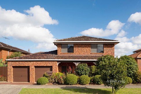 5 Nairne Terrace Greensborough 3088