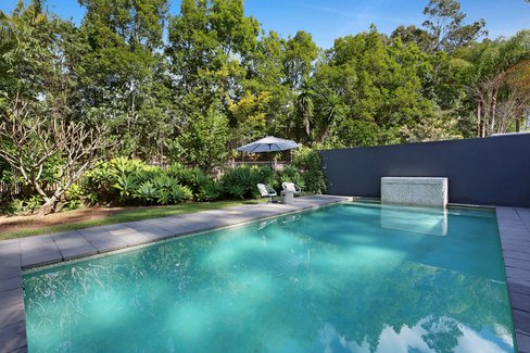 5 Natan Road, Mudgeeraba QLD 4213