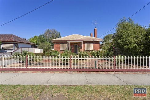 5 Olympic Parade, KANGAROO FLAT VIC 3555