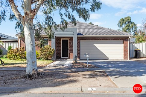 5 Oneill Court, EPSOM