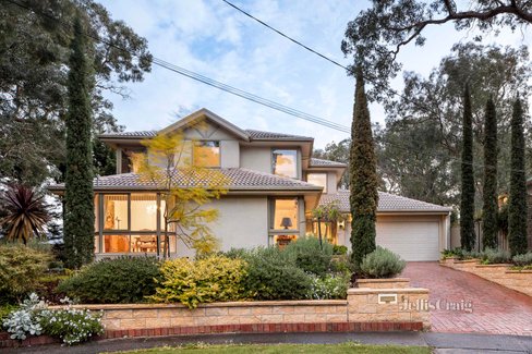 5 Pinnaroo Court Greensborough 3088