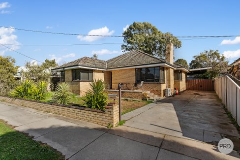 5 Prouses Road, NORTH BENDIGO VIC 3550