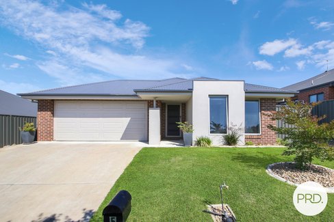 5 Queensberry Street, LENEVA VIC 3691