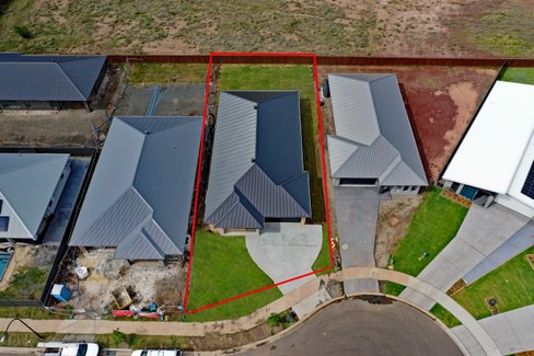 5 Riverdale Close, RUTHERFORD NSW 2320