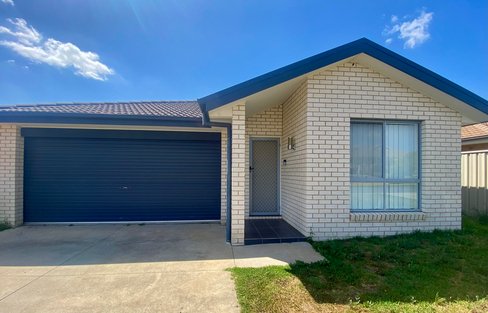 5 Rosehill Place, TAMWORTH NSW 2340