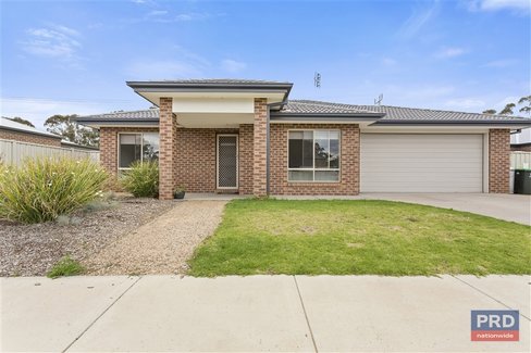 5 Sampson Place, MARONG VIC 3515