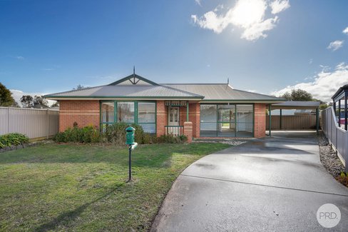 5 Scotcher Court, DELACOMBE