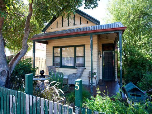 5 Southampton Street Footscray 3011