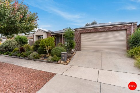 5 Sovereign Gardens, KANGAROO FLAT VIC 3555
