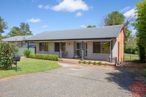 5 Station Lane, LOCHINVAR NSW 2321