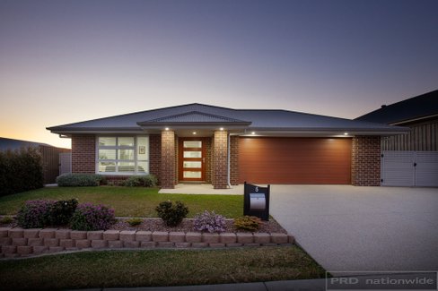 5 Tigertail Street, CHISHOLM NSW 2322