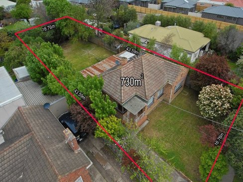 5 Toyne Avenue Hamlyn Heights 3215