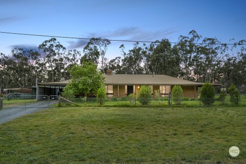 5 Warde Street, GOORNONG VIC 3557