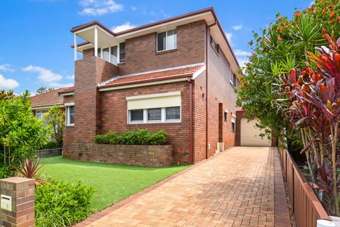 5 Warejee Street, KINGSGROVE NSW 2208