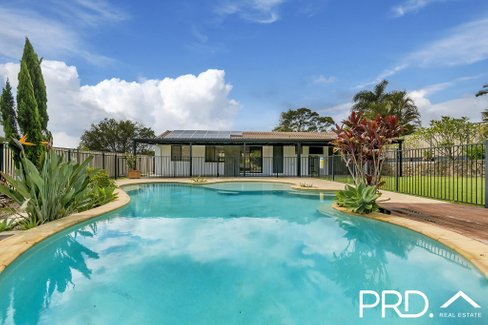 5 Widden Court, WORONGARY QLD 4213