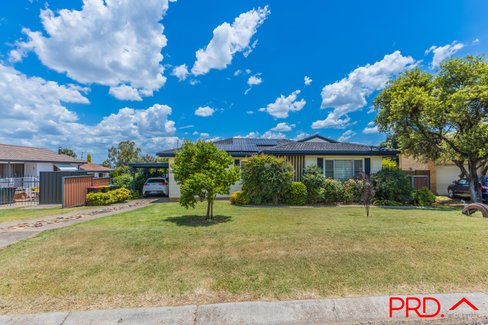 5 Woodhill Place, TAMWORTH NSW 2340