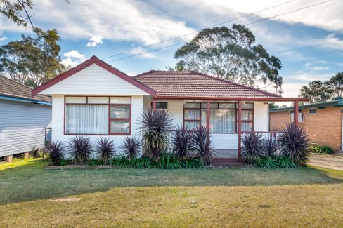 50 Parkside Drive, DAPTO NSW 2530