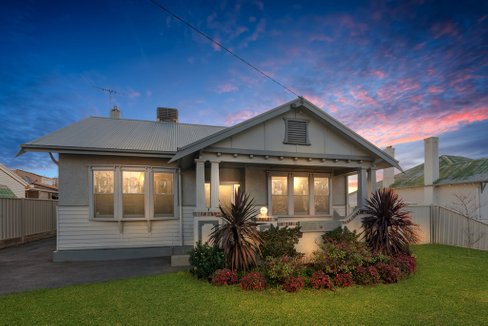 50 Somerville Street, FLORA HILL VIC 3550