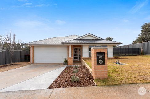 50 Swanson Boulevard, STRATHFIELDSAYE VIC 3551