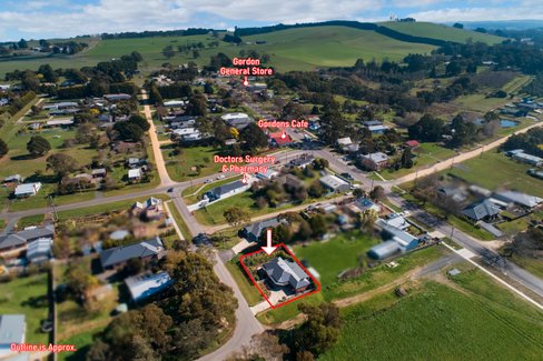 50 Urquhart Street, GORDON VIC 3345