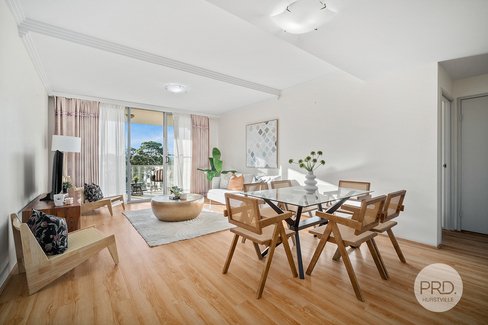 501/8-12 Kensington Street, KOGARAH NSW 2217